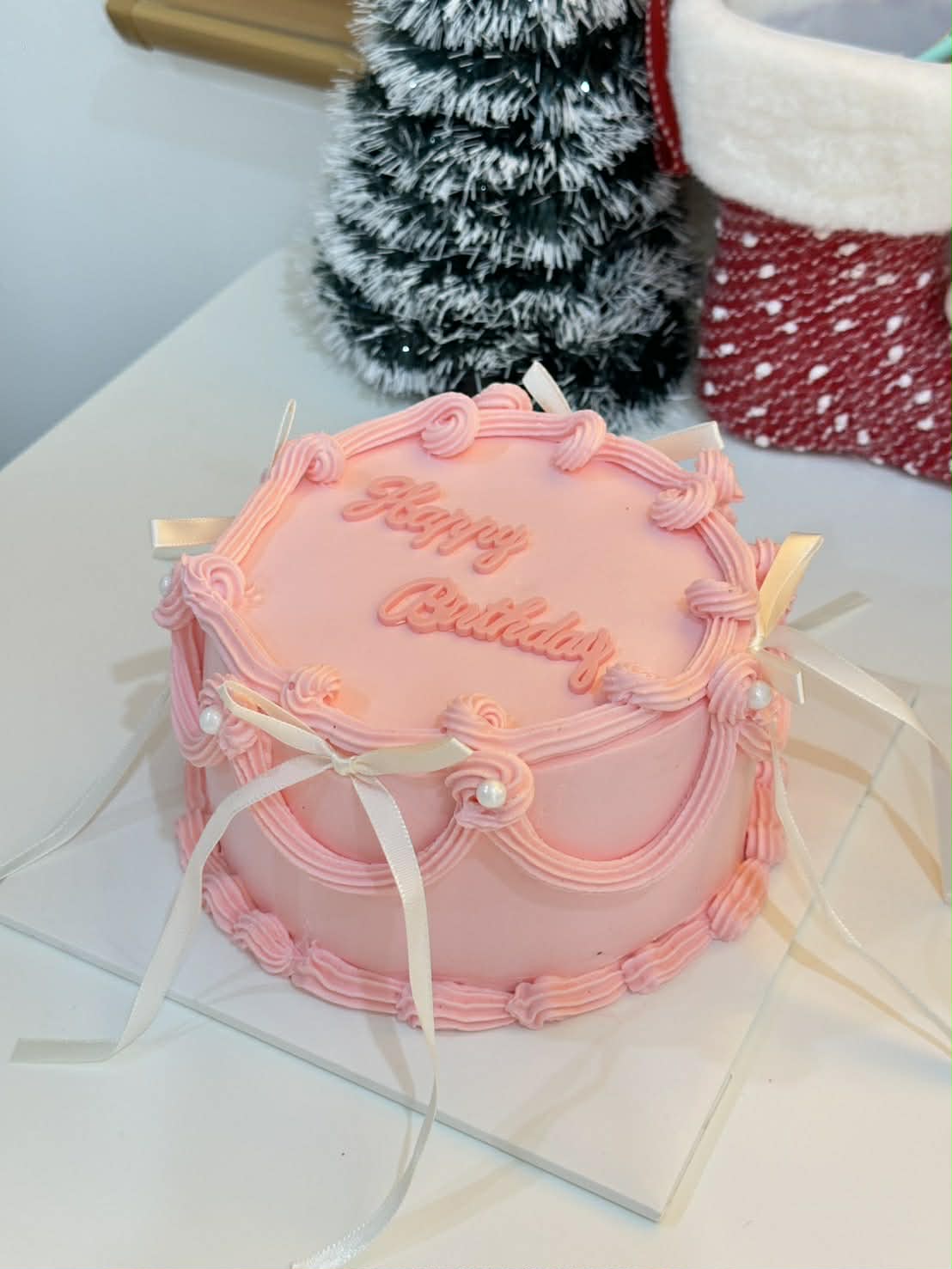 Vintage Pink Cake / เค้กวินเทจสีชมพู