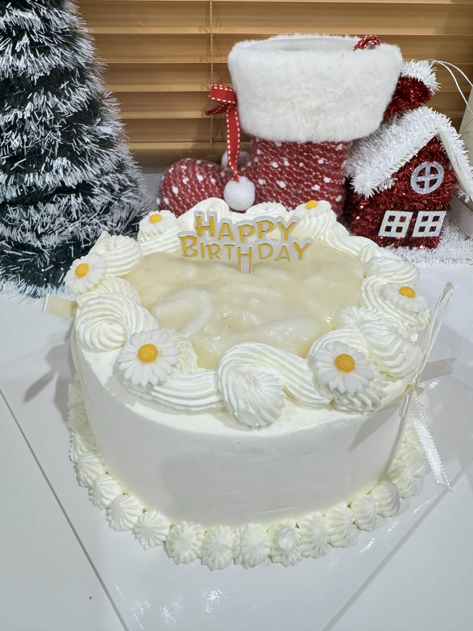 Daisy Cake / เค้กดอกเดซี่สีขาว