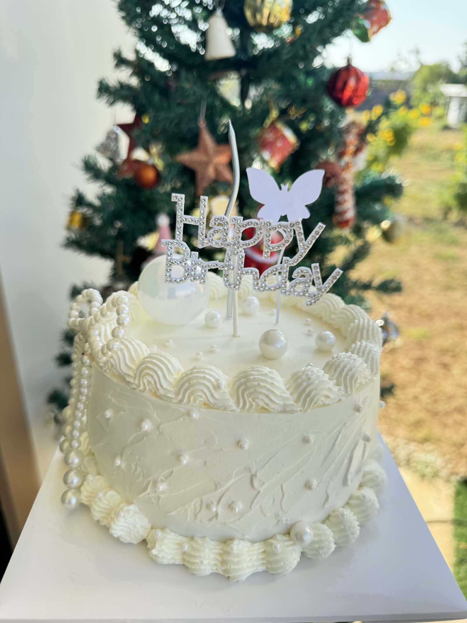 Swirl Cake / เค้กวนครีมขาวมินิมอล