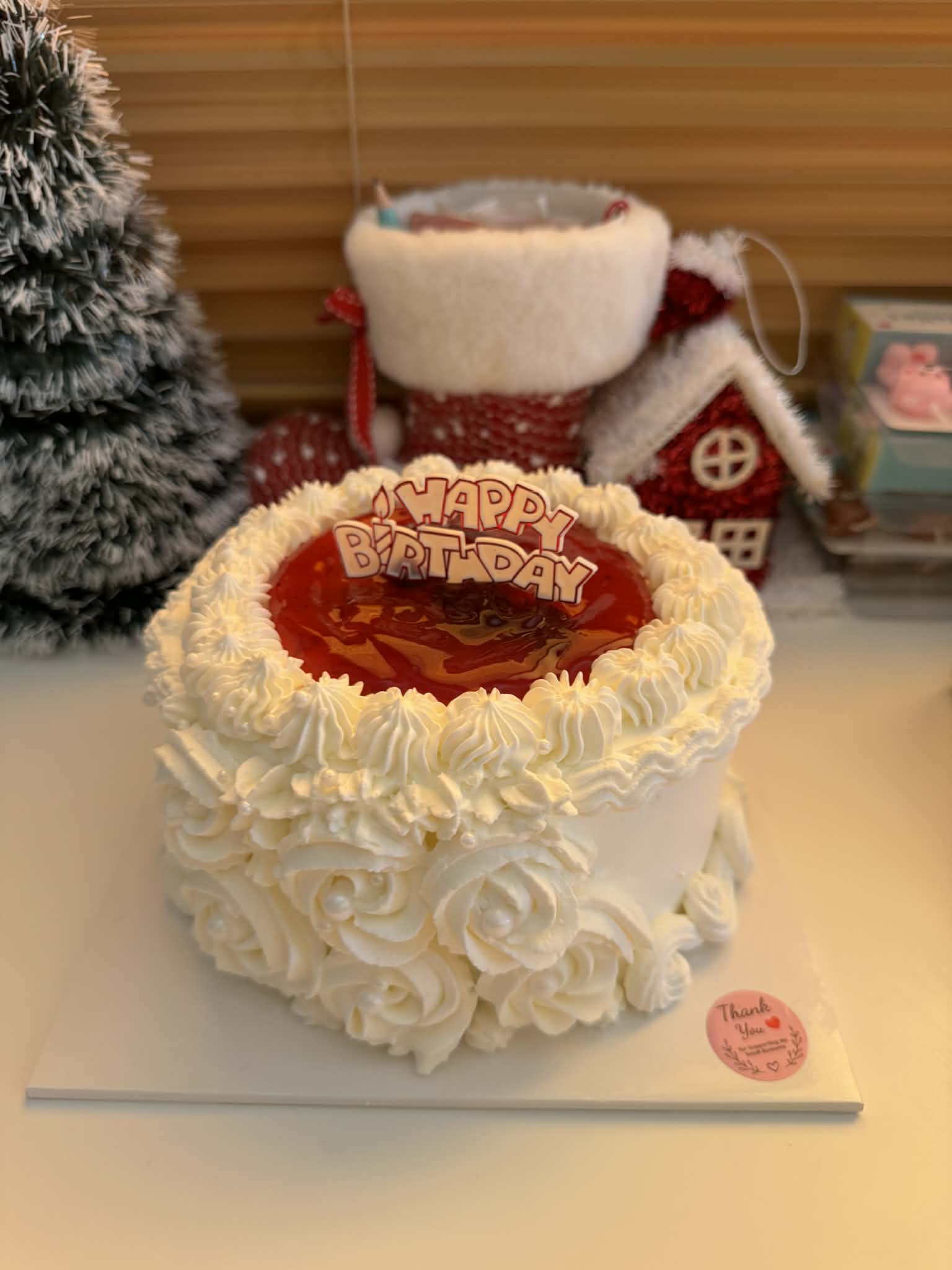 White Roses Cake / เค้กครีมดอกกุหลาบขาว